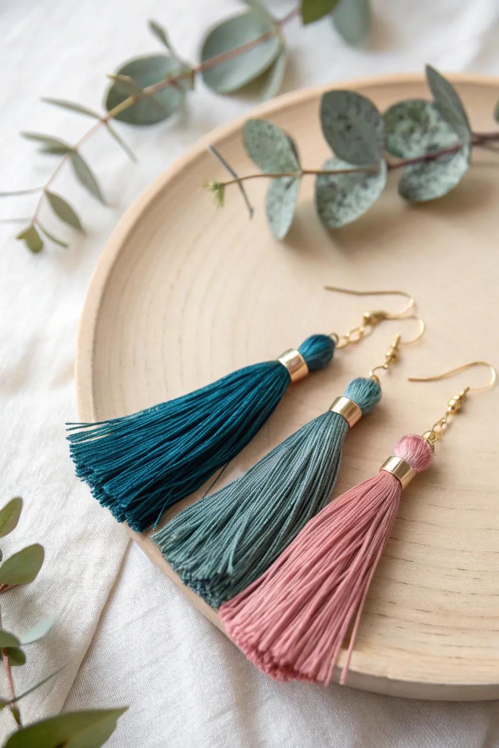 Elevate your style with handcrafted tassel earrings that blend simplicity and elegance. Perfect for any outfit!