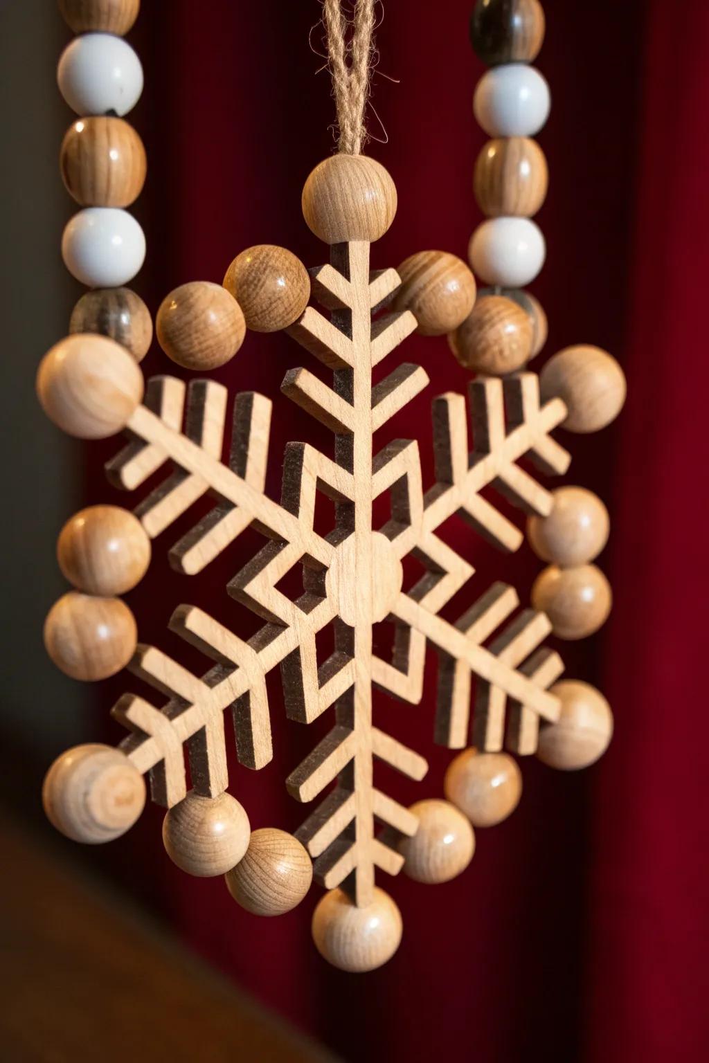 Elegant Craftsmanship: Discover the Art of Wooden Bead Snowflakes.