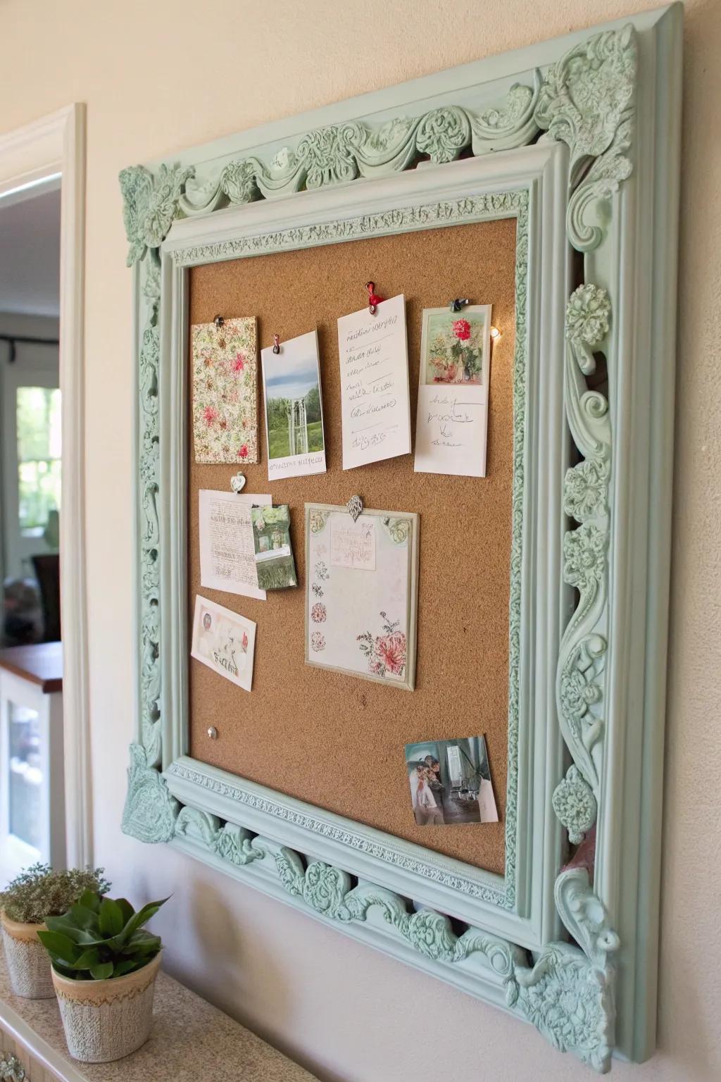 Transform your space with a touch of creativity: a repurposed mirror frame becomes an elegant bulletin board.