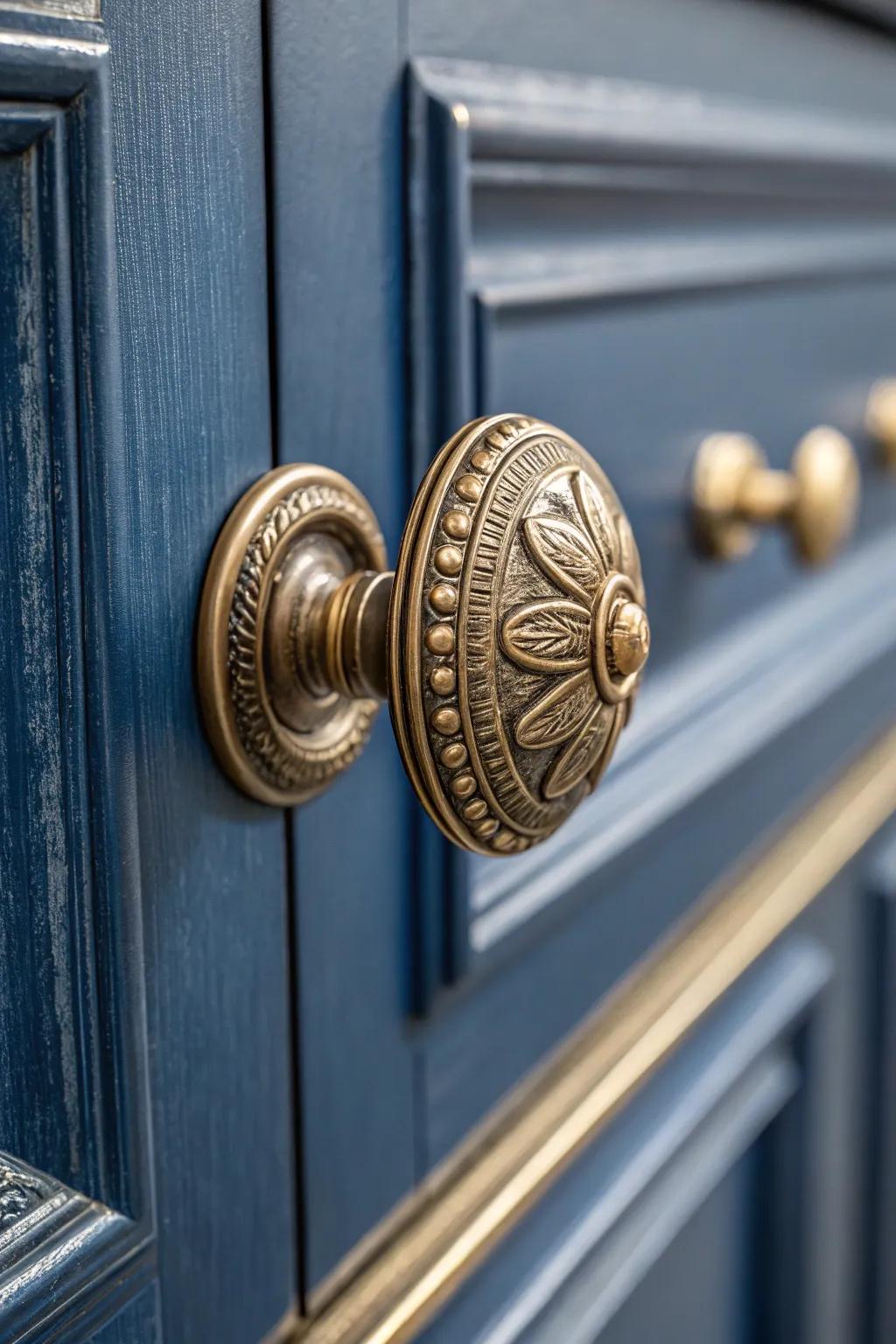 Transform your kitchen with a touch of timeless elegance—choose hardware that makes a statement.