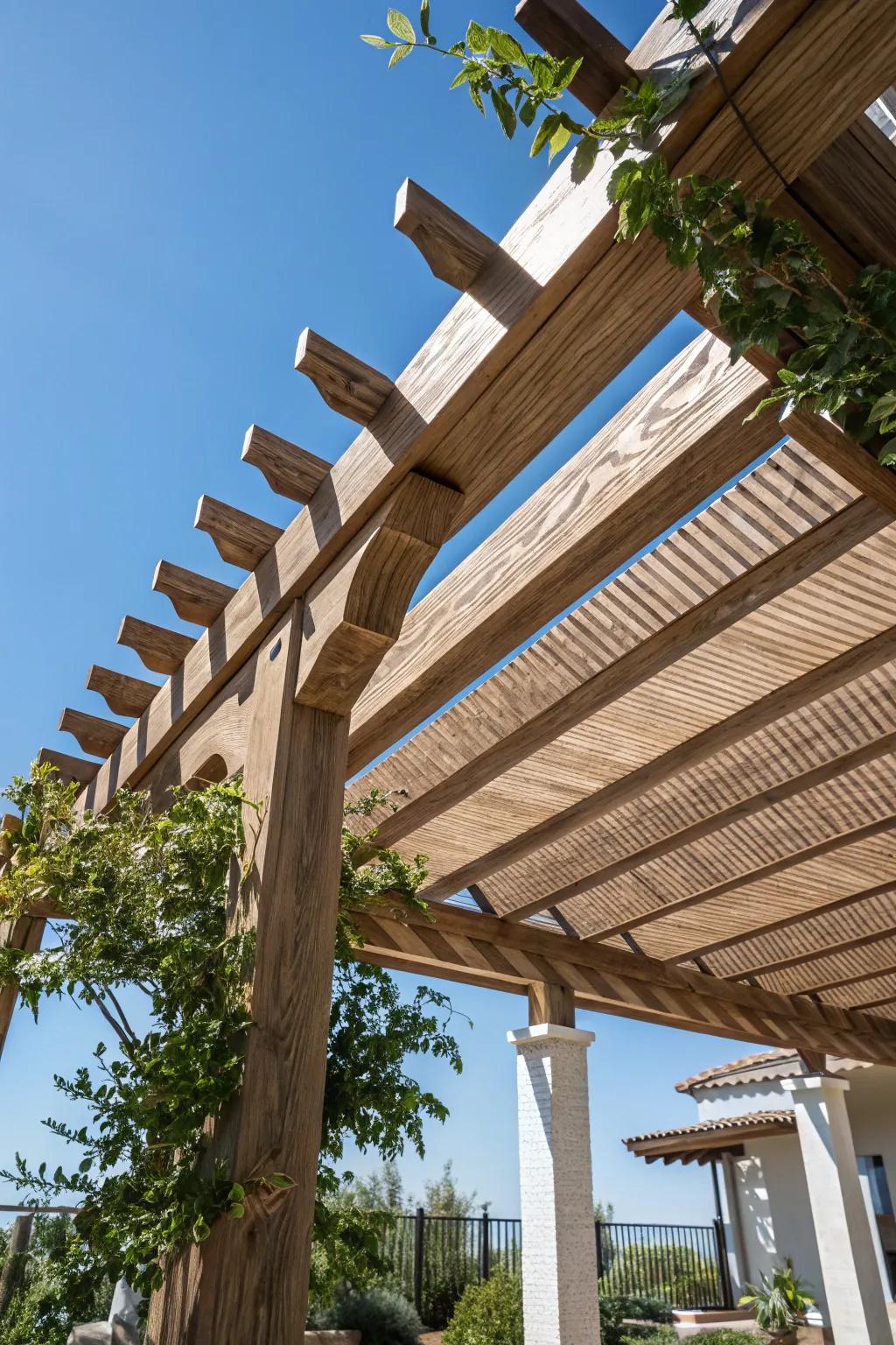 Craftsmanship Meets Nature: A Durable Pergola Roof with Timeless Appeal.