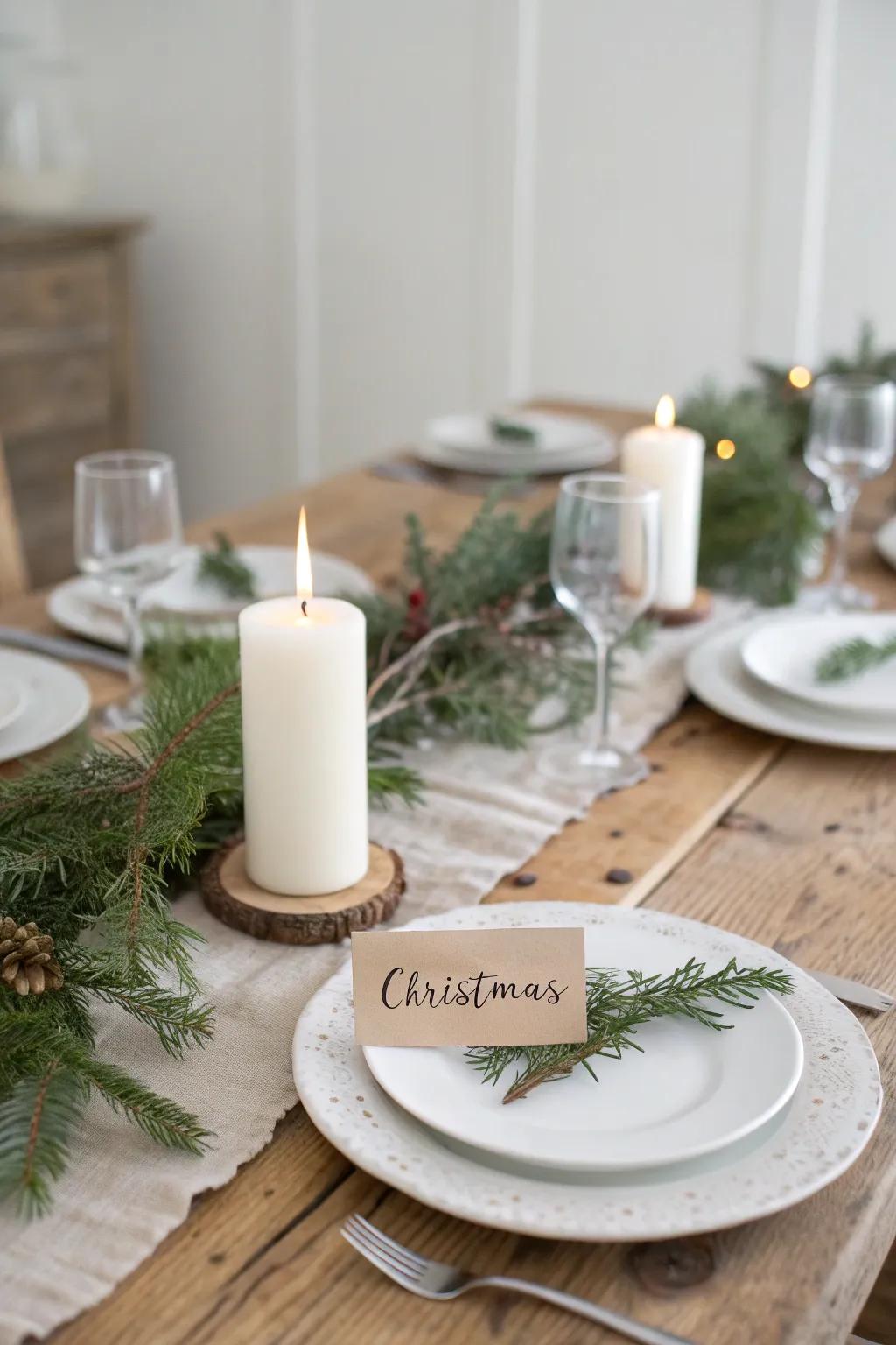 Elevate your holiday gathering with minimalist charm and personal touches—discover the beauty in simplicity.