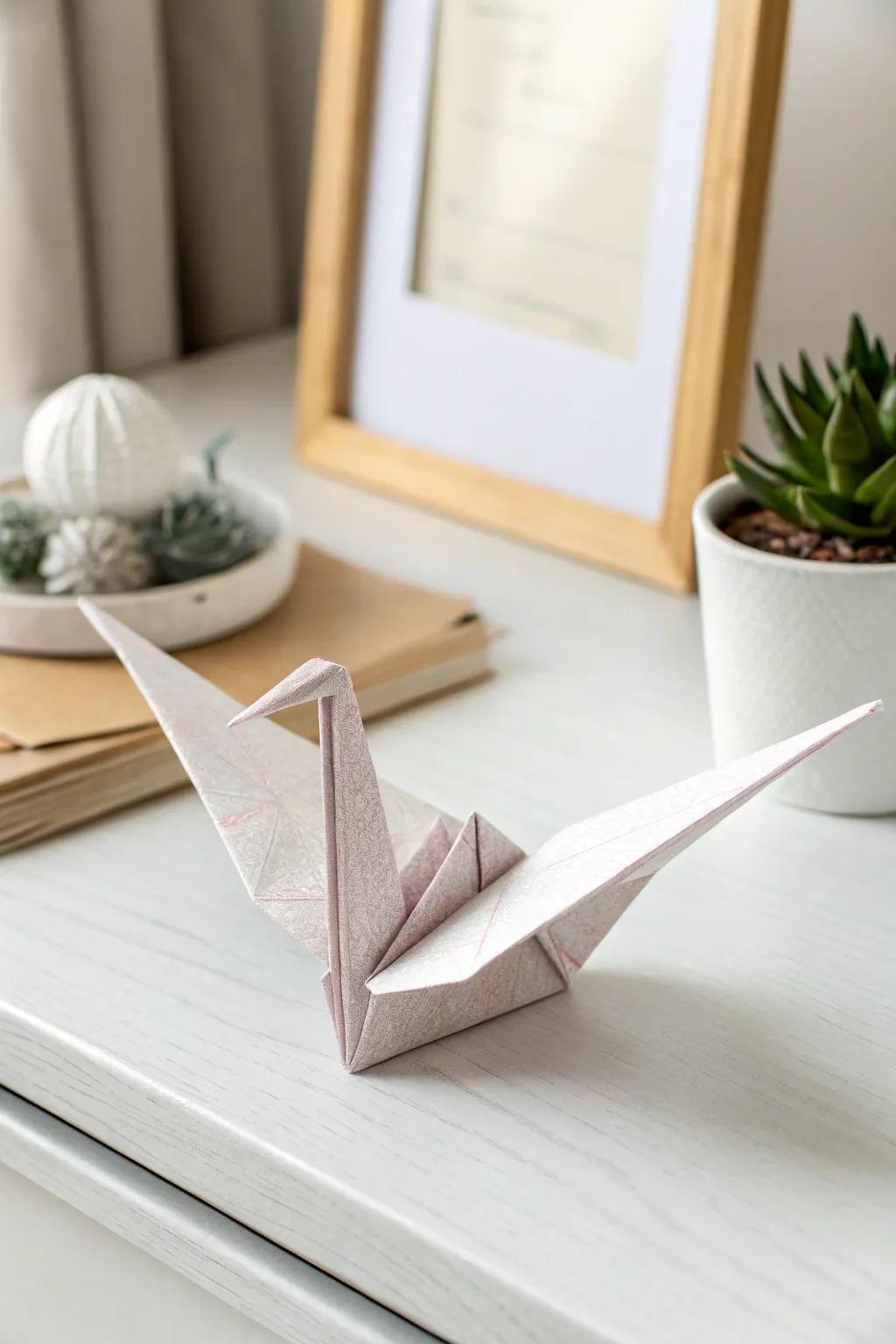 Delight in the art of simplicity with this charming origami crane, a perfect blend of craftsmanship and natural beauty.