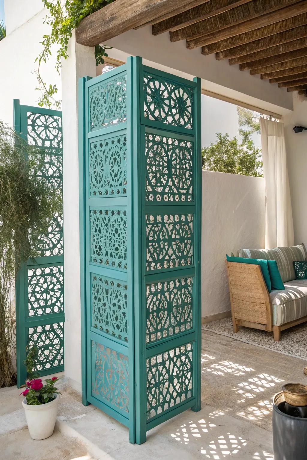 Transform your retreat with a bold teal lattice, where simplicity meets vibrant elegance.
